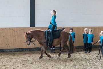 Bild 608 - Voltigierturnier